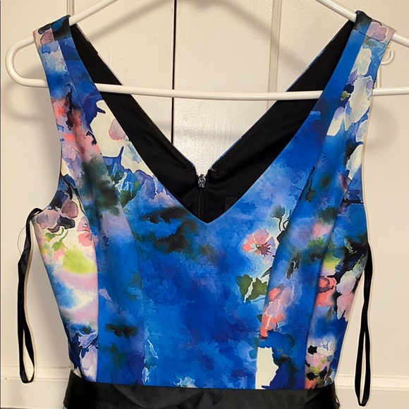 Adrianna Papell Blue Floral V-Neck Midi Sundress - Picture 4 of 8